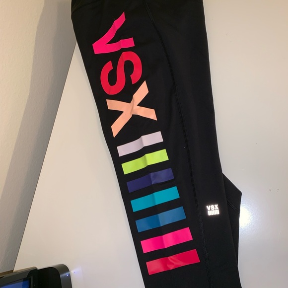 Victoria's Secret Pants - NWT Victoria Secret VSX Knockout Tights
